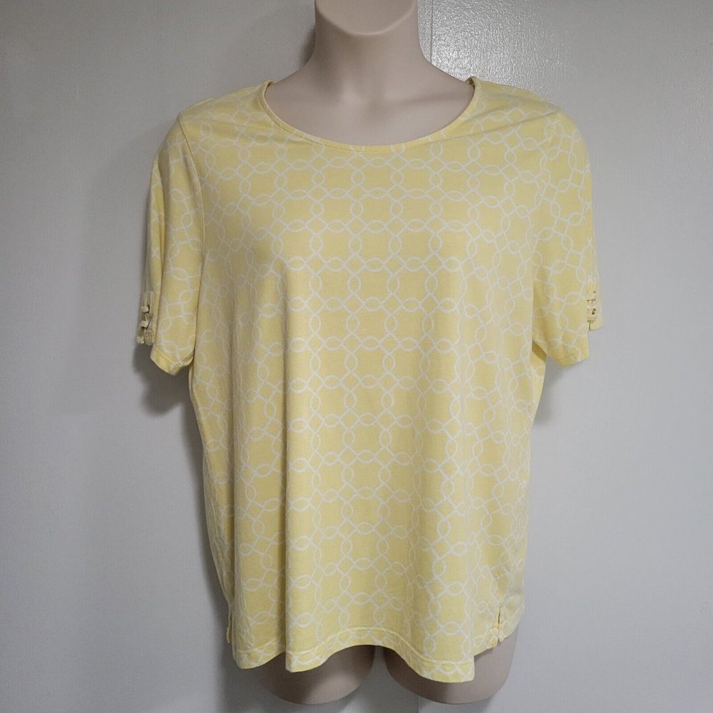 Chico's Size 3 Yellow Geometric Print Cotton Blend Short Sleeve Detail Knit Top